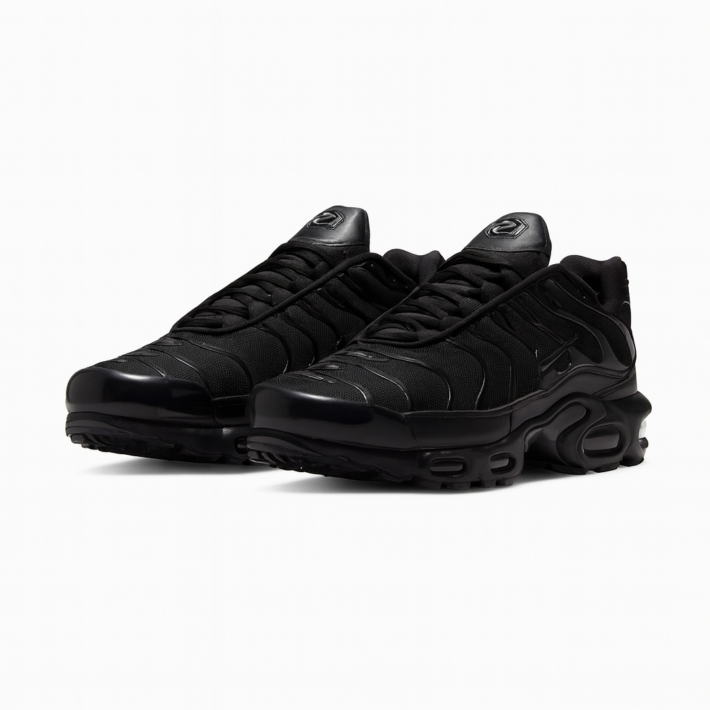 Nike Air Max Plus "Triple Black"